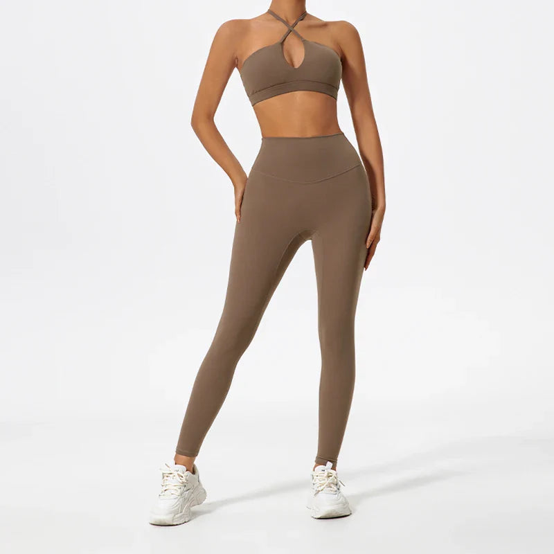 Conjunto Feminino de Treino com Top Cruzado e Legging em Poliamida – Pietra